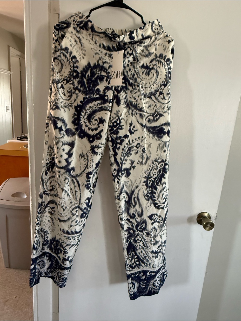 ZARA Cream & Navy Paisley Wide-Leg Pants
